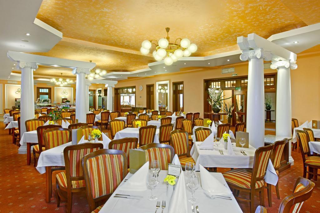 Ensana Centralni Lazne - Maria Spa Mariánské Lázně Extérieur photo