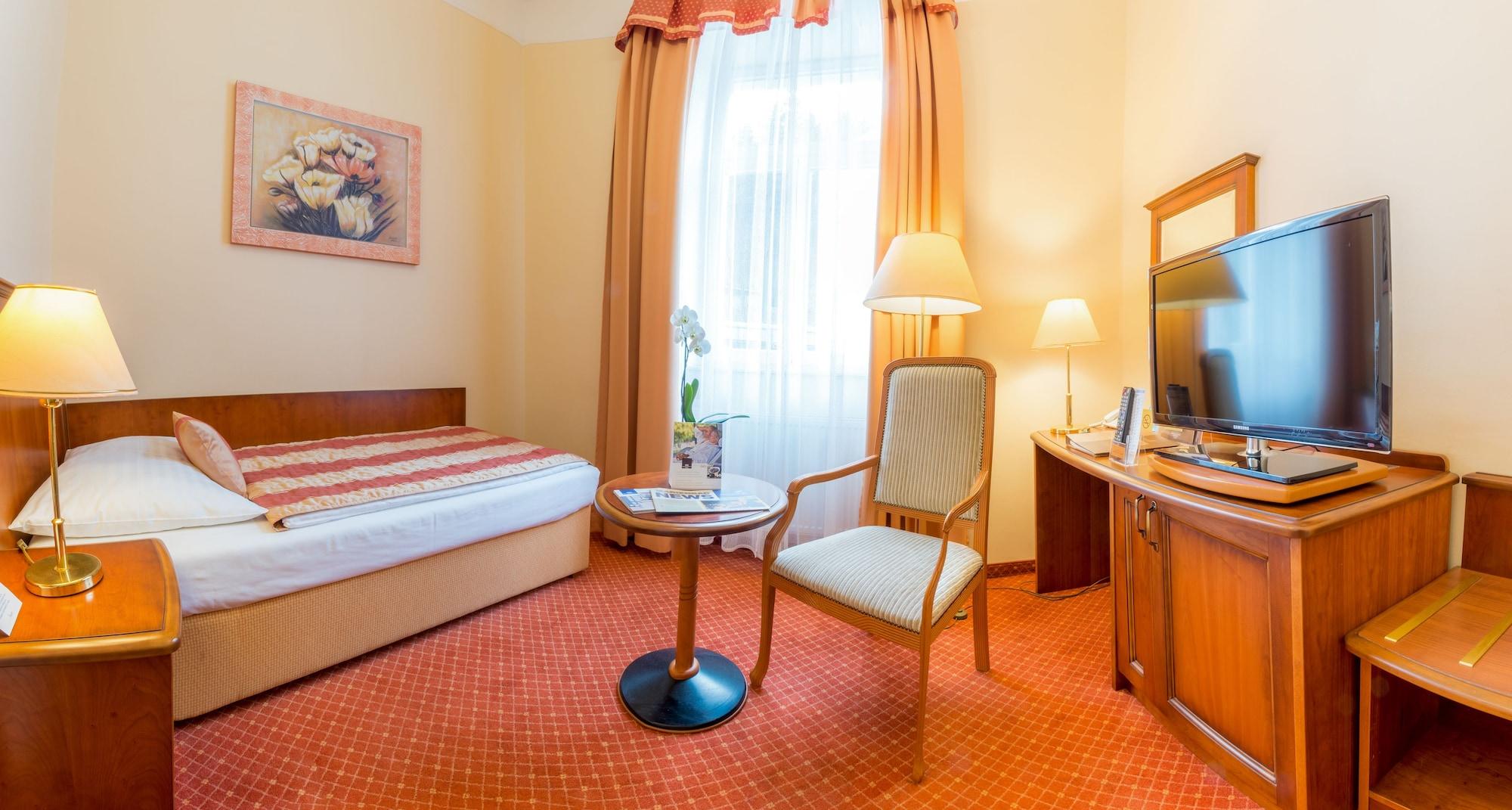 Ensana Centralni Lazne - Maria Spa Mariánské Lázně Extérieur photo