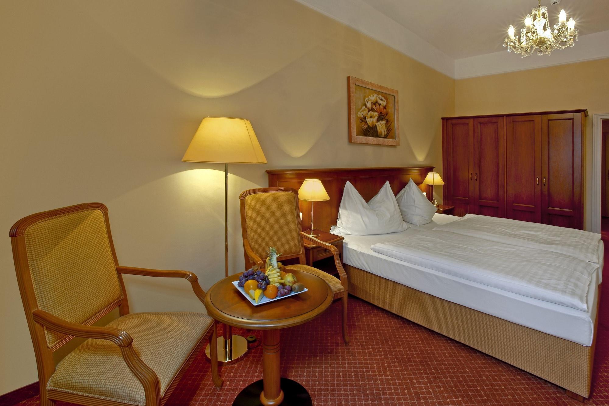 Ensana Centralni Lazne - Maria Spa Mariánské Lázně Extérieur photo