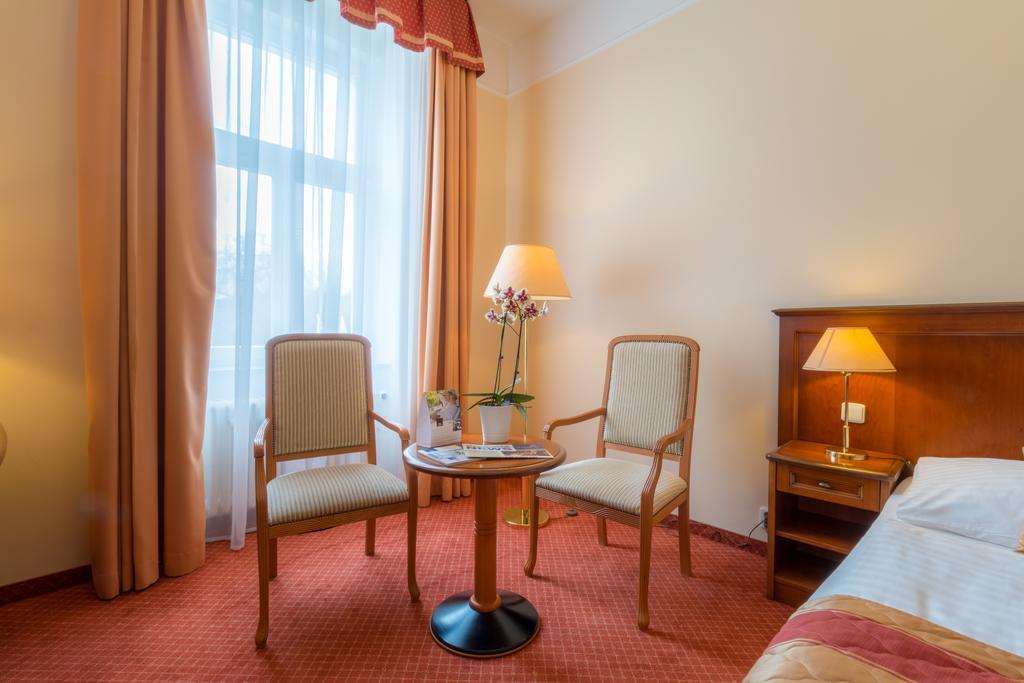 Ensana Centralni Lazne - Maria Spa Mariánské Lázně Extérieur photo